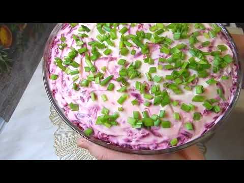 Видео: ПРОСТО ДОБАВЬТЕ ЯБЛОКО . САЛАТ СЕЛЕДКА  ПОД  ШУБОЙ С ЯБЛОКОМ.