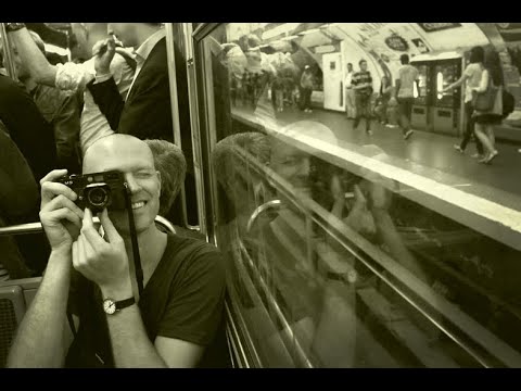 Видео: Мастер-класс по уличной фотографии с Ником Турпином