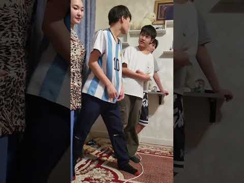 Видео: Отбасымен уақыт. Отбасылық ойын