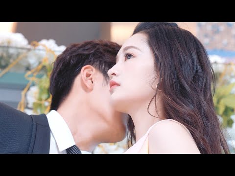 Видео: ❣️Генеральный директор прошептал и произнес одно предложение, отчего Золушка быстро покраснела!【33】