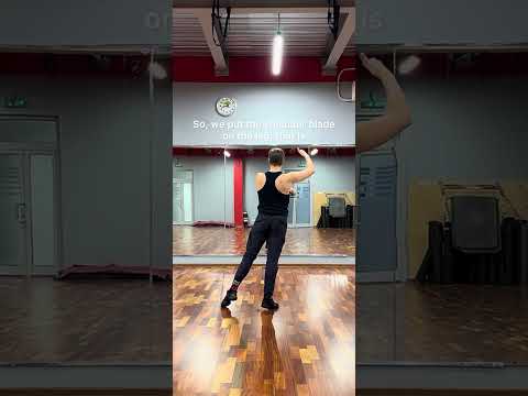 Видео: Работа ног в латине! Смена веса - все тонкости за 15 минут.