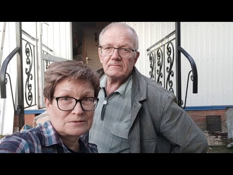 Видео: Беседка, дорожки, погреб, фасад... Как все успеть до холодов? Живем в деревне. Сентябрь 2025
