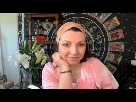 Видео: Что он думал о вас последнюю неделю. Таро Юлия Петрова Прямые Эфиры