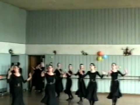 Видео: НУТИ - Годишен изпит по "Български танци" - 2 част