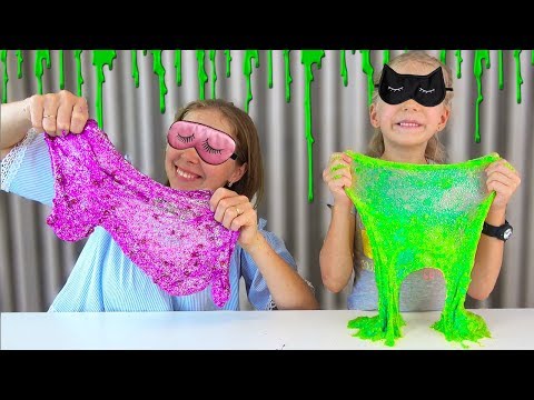 Видео: Папа Придумал СЛАЙМ ЗАКРЫТЫМИ ГЛАЗАМИ Для Миланы и Мамы! У КОГО КРАСИВЫЙ ЛИЗУН?  От Family Box