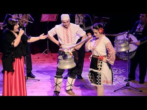 Видео: Галина Дурмушлийска и орк. ПРИЯТЕЛИ - Коледен благотворителен концерт 20-12-2017 - XameleonVideo