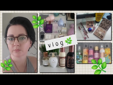 Видео: vlog : Ароматы Антидепрессанты, бюджетные тени, карандаши, парфюмки с которыми не срослось...и тд...