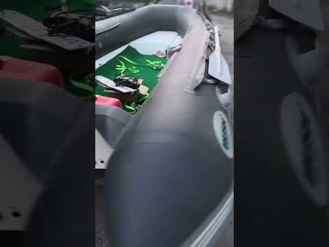 Видео: Ролики для спуска лодки на мелководье