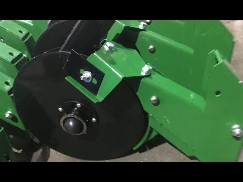 Видео: Туковый сошник на сеялки Джон Дир, Кинзе и другие запчасти от Ремсинтеза!