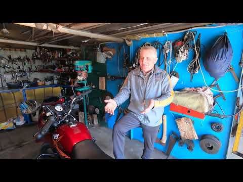 Видео: Индийский мотоцикл TVS 150X. Обзор Андрея Виноградова (г. Златоуст). Часть 9. Масло.