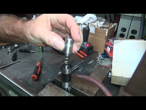 Видео: Часть 3. Мифы о шуме от Harley Lifter Tick. Прокачивать или нет? Гидравлический насос Evo Tc S&S ...