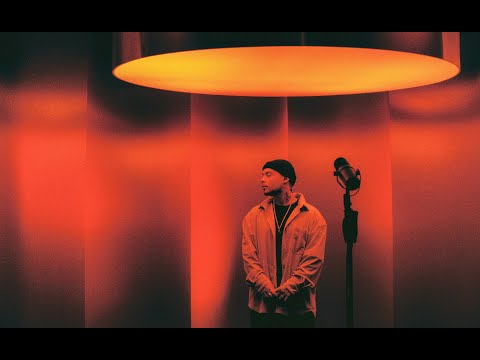 Видео: LYRIQ - первые цветы (Live Version)