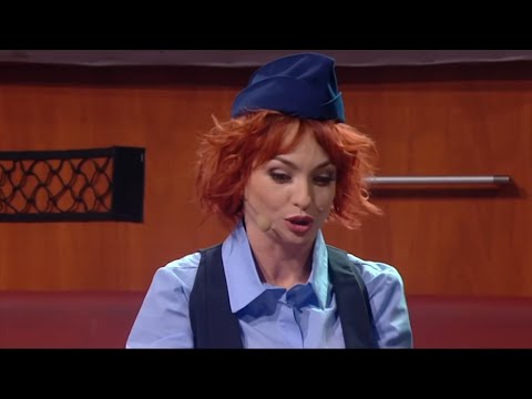 Видео: Истории из жизни проводницы! Попутная любовь, измены мужчин и неадекватные пассажиры | Приколы 2021