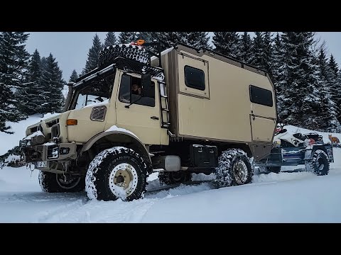 Видео: СНЕЖНЫЙ ЛАГЕРЬ СО СНЕЖНЫМ МОТОРОМ