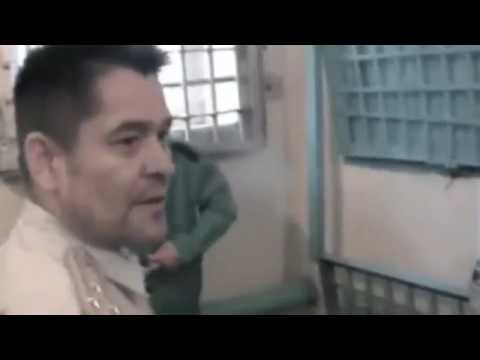 Видео: Реальное видео с зоны   зеки в ШИЗО качают права