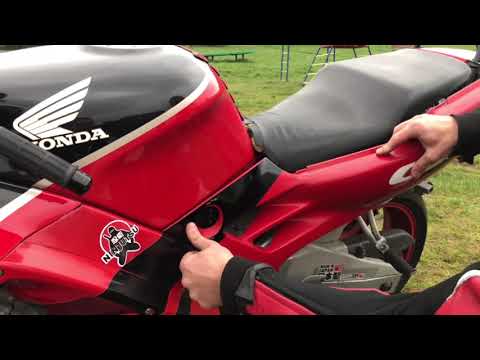 Видео: Обзор на Мой Первый мотоцикл Honda CBR F2