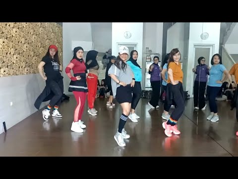 Видео: Сен Маған Массың - Рахымжан Жақайым |FitDance by Uchie | Tiktok Hits | Tiktok Viral