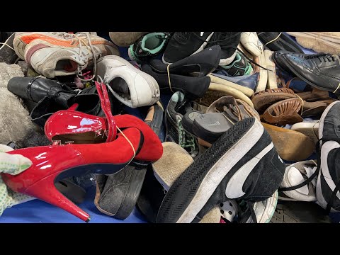 Видео: 🔴БЕЗРАБОТНАЯ РОЕТСЯ НА СВАЛКЕ #OlyaSineevaUSA