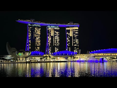 Видео: #31 Сингапур. Отель Marina bay sands, номер за 80 тыс рублей в сутки. Бассейн на 57 этаже