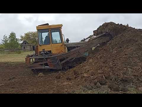 Видео: ДТ 75 готовим хоздвор к зиме