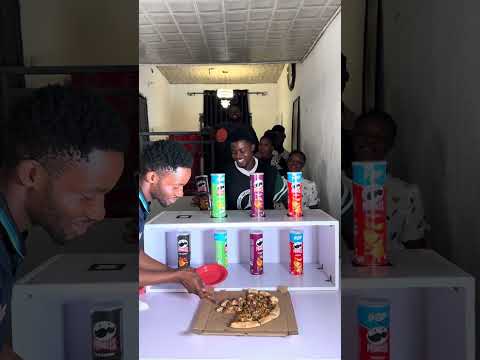 Видео: 🆕‼️ - САМАЯ УМНАЯ, ЗАБАВНАЯ И ОЧЕНЬ ЗАБАВНАЯ СЕМЕЙНАЯ ИГРА НА СОЧЕТАНИЕ ЦВЕТОВ С ЧЕТЫРЬМЯ (4) ЧИП...