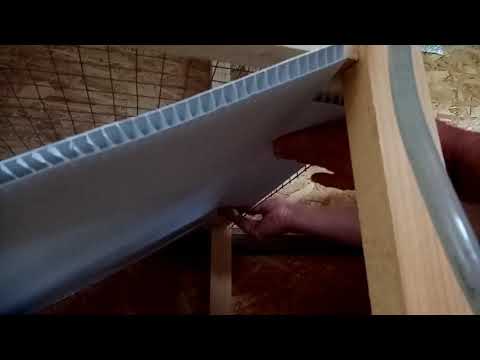 Видео: Делаем поддон для клетки кролика. Все просто!