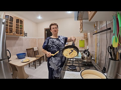 Видео: Разучилась жарить блины на ДИЕТЕ, они все РВУТСЯ! Измучилась, пытаясь РЕАНИРОВАТЬ тесто( Влог