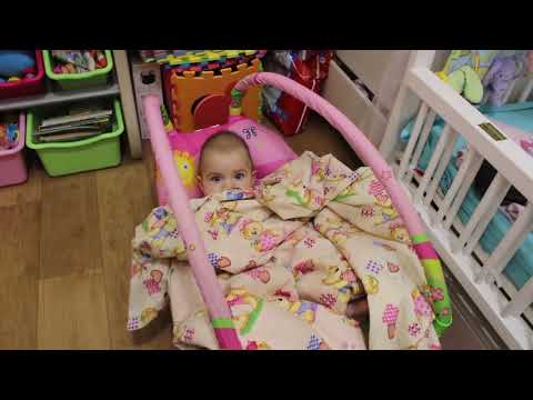 Видео: VLOG Новые вещички для Алисы. Пора меняться комнатами. Что за надписи на дверях?