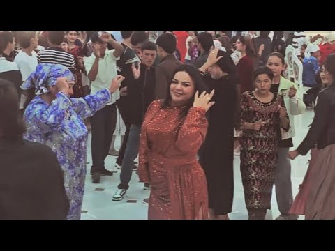 Видео: Хусрави Бобочон Туйи Чапайф -Олуча гули Бодом  +992501309080 тел 