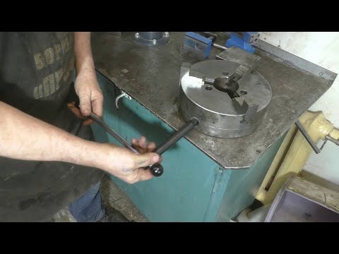 Видео: Многие лета вторчермету! Надыбал трёхкулачковый патрон, 250 мм,но без ключа, пришлось самому сляпать