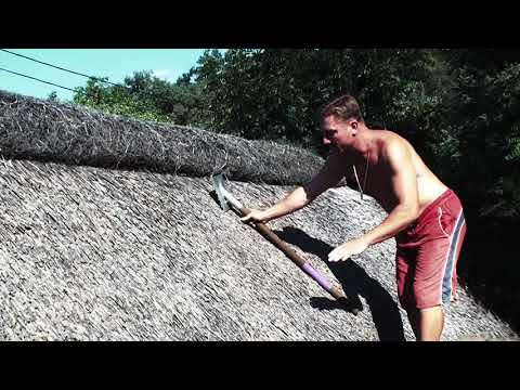 Видео: Как выглядит камышовая кровля после 10 лет эксплуатации?