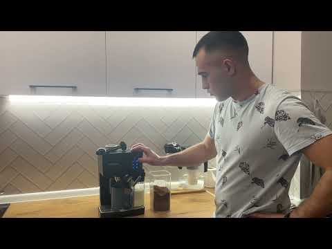 Видео: Приготовил Латте, капучино Kitfort KT-743