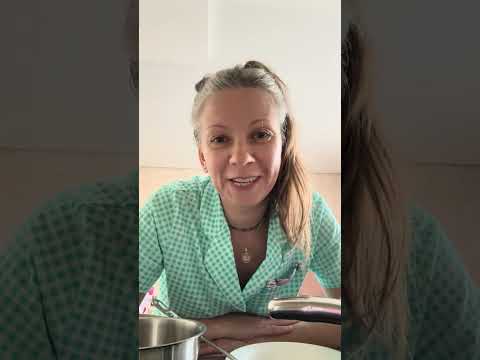 Видео: ДЕТСКИЕ ТРАВМЫ ВО ВЗРОСЛОЙ ЖИЗНИ. Про Кундалини йогу, вокал, детство и близких.