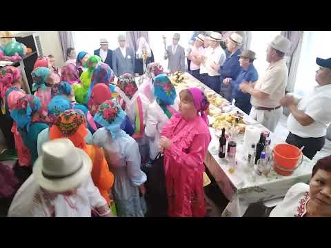 Видео: Марий сӱан. Пуртымаште.  Невеста пуртымо ава-ачажым чикта.