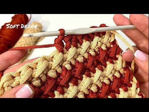 Видео: 😍 Всего два цвета и получился шикарный узор крючком | Soft Decor