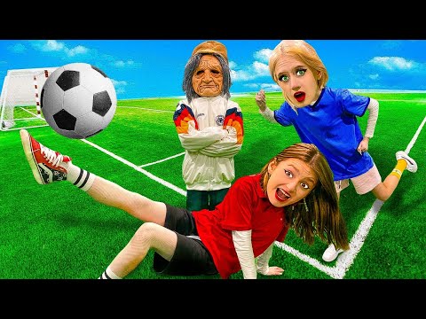 Видео: Стали ФУТБОЛИСТАМИ на 24 часа!!