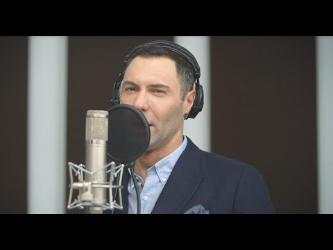 Видео: Евгений Кунгуров/Evgeny Kungurov - поздравление с 8 Марта