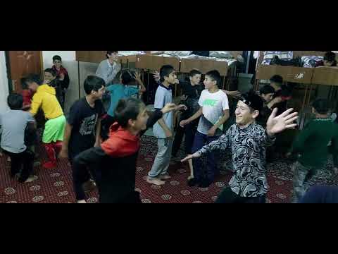 Видео: Дустмурод Холов давоми кисми 2 мактаб интернат.