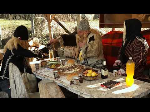 Видео: ЛОВ НА МЕЧКА в ПОЛЕНА !!!  СУРВА 2023 КУКЕРСКАТА ГРУПА ** ЦЕНТЪРА  **