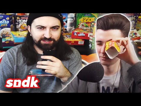 Видео: ХЕСУС СМОТРИТ: Я 4 ГОДА СОБИРАЛ КОРОБКИ ОТ ХЛОПЬЕВ | sndk