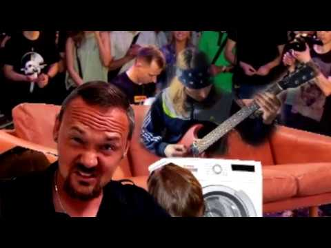 Видео: ГИТАРНЫЙ БАТТЛ: АЛЕКСАНДР БЛИНОВ (МС ГРЕБЕШОК) - МИХАИЛ ПОПОВ