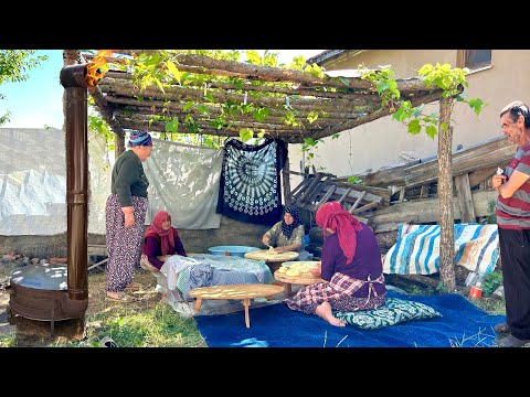 Видео: Повседневная жизнь большой семьи в деревне. Деревенская жизнь в Турции.
