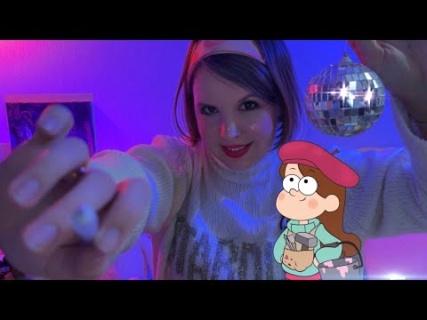 Видео: АСМР | Мэйбл наклеит на тебя стикеры и блёстки | Ролевая игра