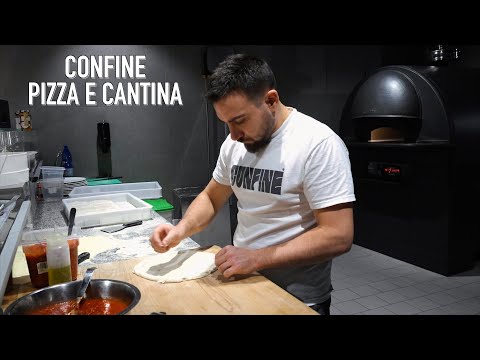 Видео: Это 4-я лучшая пиццерия в мире в 2024 году 🇮🇹 | Inside Pizzeria Confine, Милан