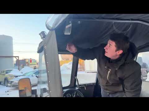 Видео: Аэролодка Бриз 650 в Люксовой комплектации!Жаль,телевизора не хватает