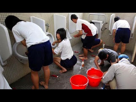 Видео: ЖАПОН ҚЫЗДАРЫ БҰНЫ ІСТЕУГЕ ҰЯЛМАЙДЫ | Жапония мектептері жайлы мәліметтер