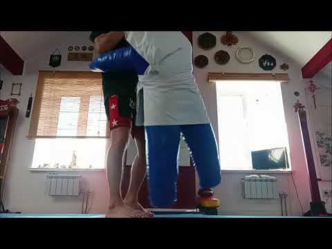 Видео: Укрепление хвата рук в борьбе 