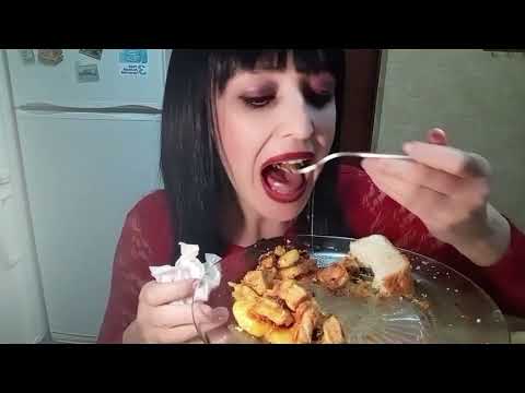 Видео: МУКБАНГ/КАРТОШКА С МЯСОМ