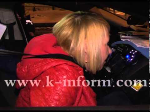 Видео: Пьяная дама устроила конфликт с ИДПС