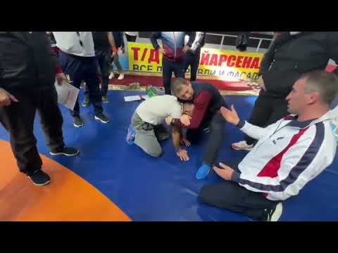 Видео: Правила вольной борьбы.